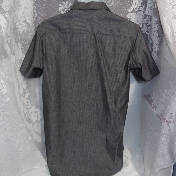 Calvin Klein Men's Woven Metallic Silver Button Up SMALL Fast Shipping NWT - Picture 3 of 10